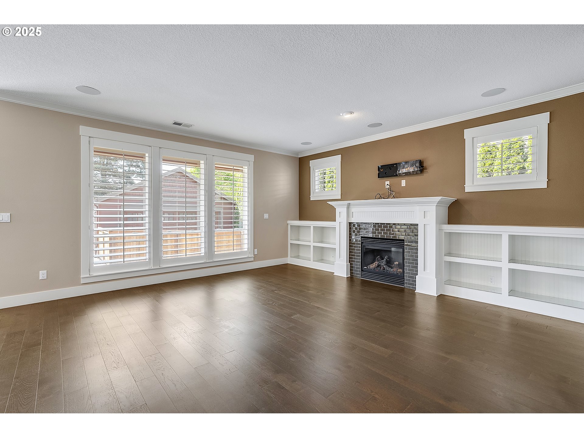 3908 Southwest Spring Garden Street Portland, OR 97219 - Photo 13 of 41 Gallery Image 13
