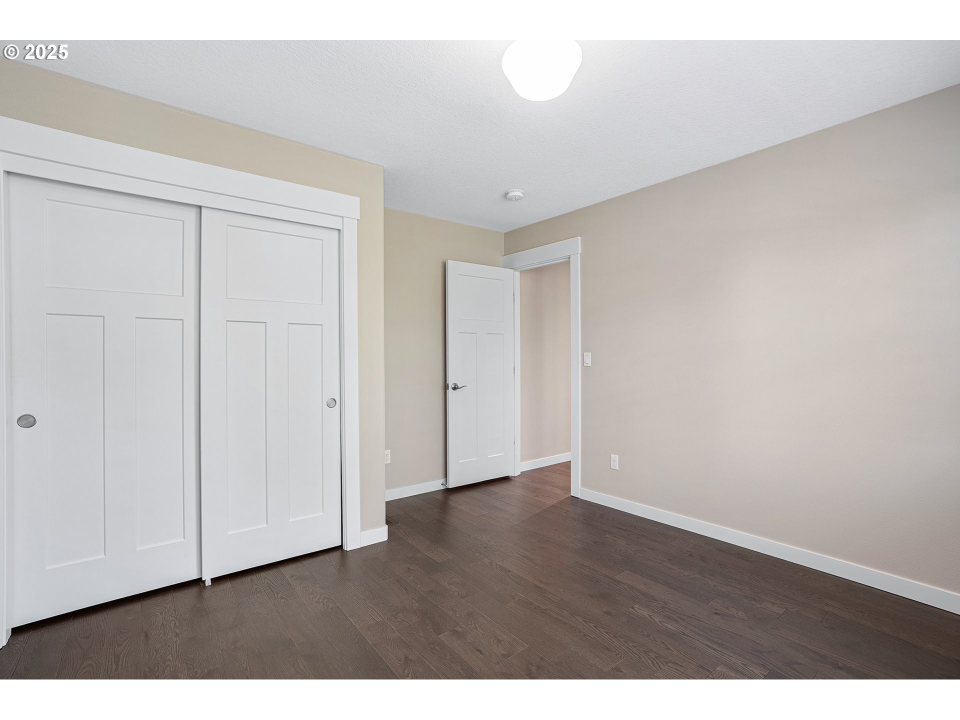 3908 Southwest Spring Garden Street Portland, OR 97219 - Photo 21 of 41 Gallery Image 21