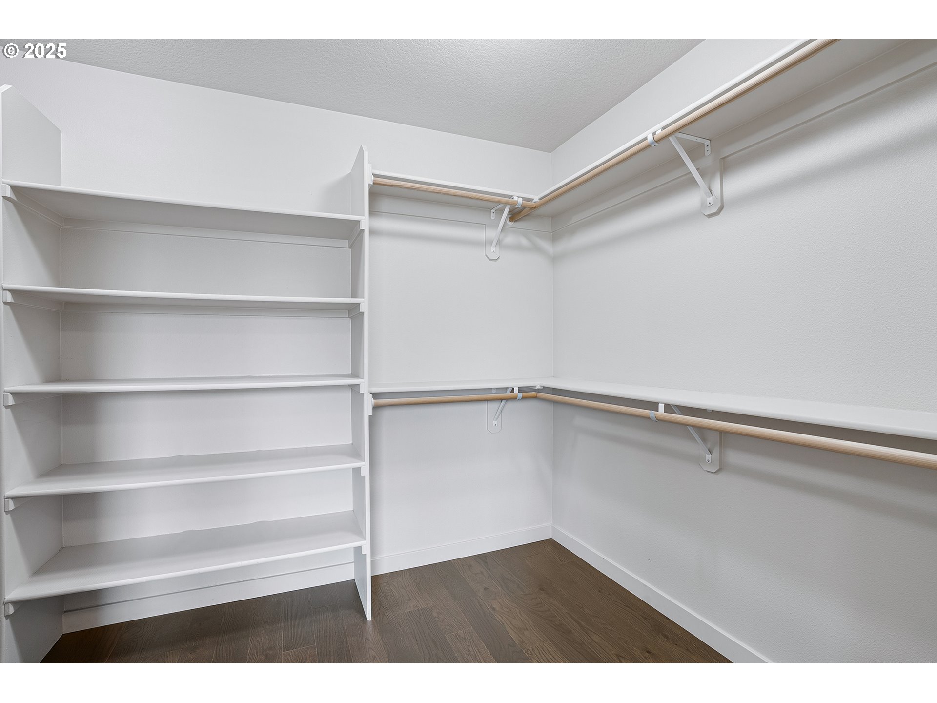 3908 Southwest Spring Garden Street Portland, OR 97219 - Photo 30 of 41 Gallery Image 30