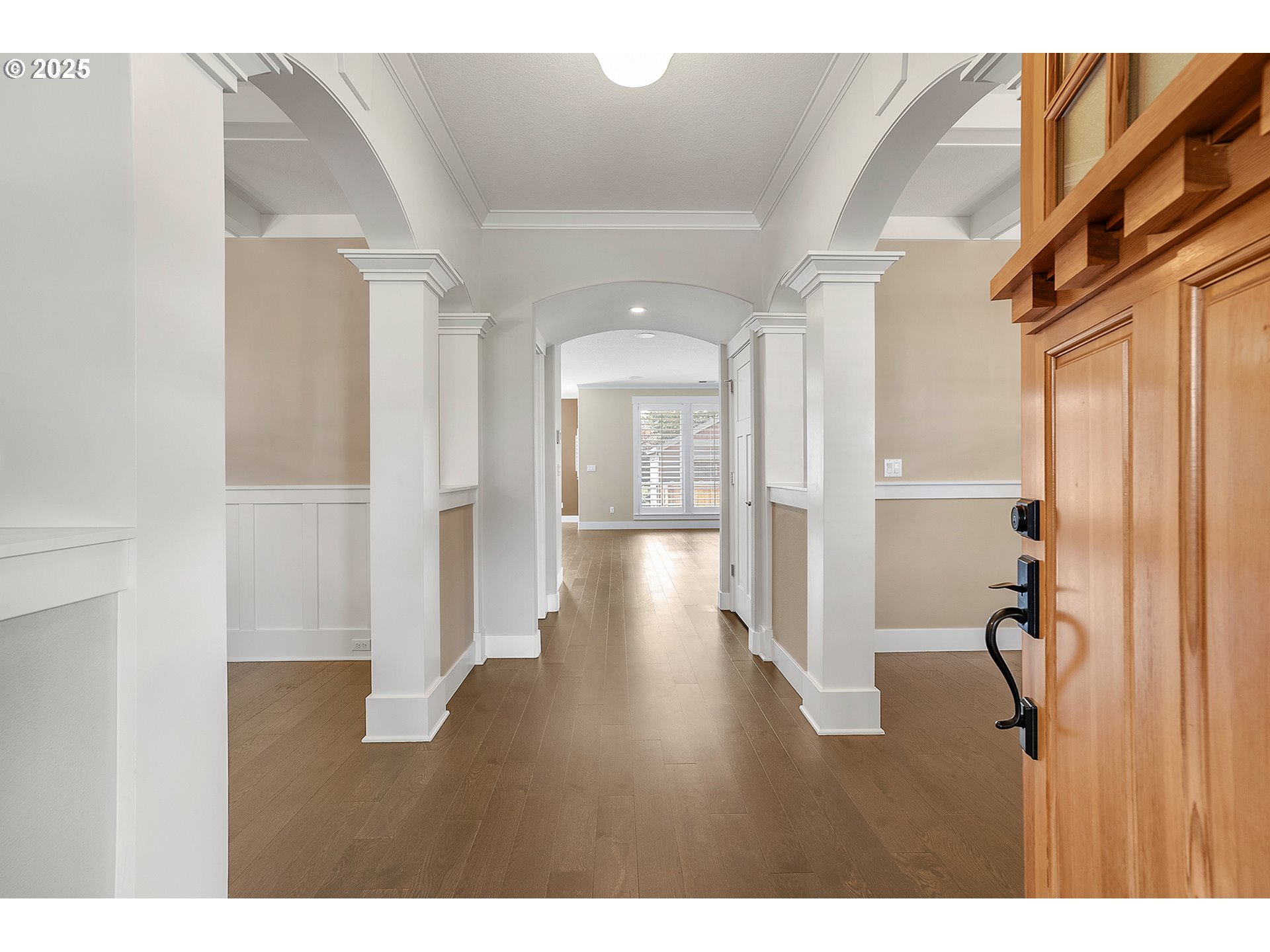 3908 Southwest Spring Garden Street Portland, OR 97219 - Photo 6 of 41 Gallery Image 6