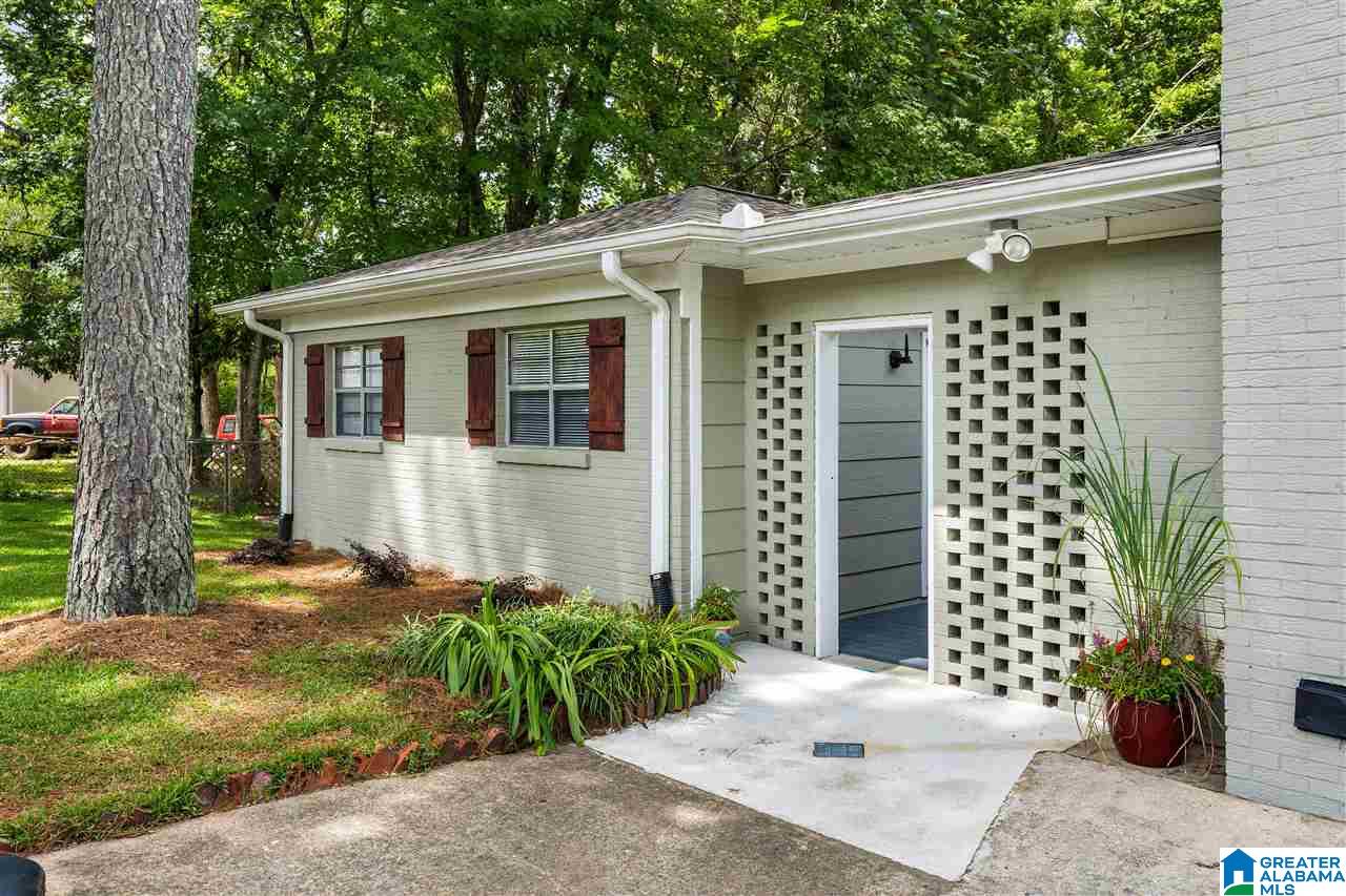 338 Payne Road Gardendale, AL 35071 - Photo 3 of 33