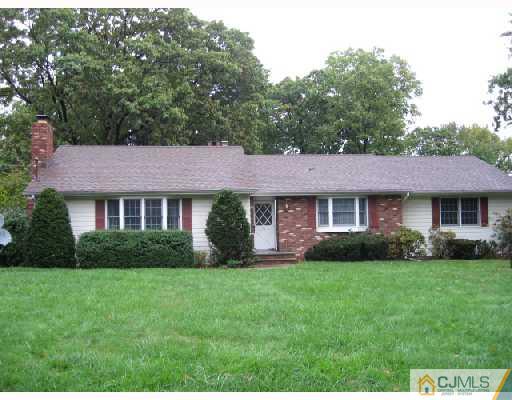 78 Webb Street Edison, NJ 08820 - Photo 4 of 10 Gallery Image 4