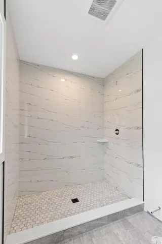 $3,100 | 3112 Parade Road, Laconia, NH 03246