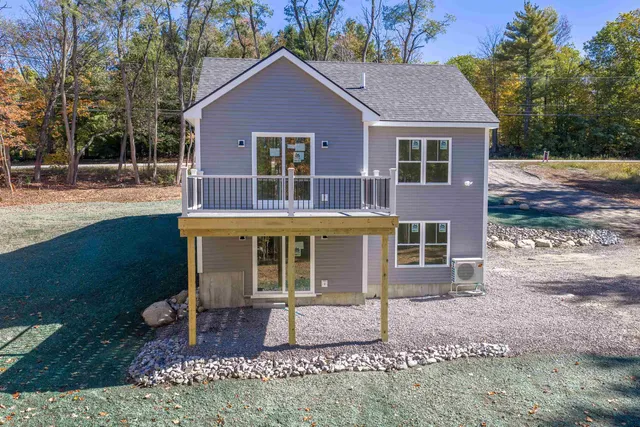 $3,100 | 3112 Parade Road, Laconia, NH 03246