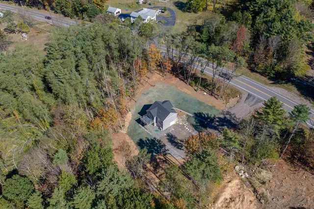 $3,100 | 3112 Parade Road, Laconia, NH 03246