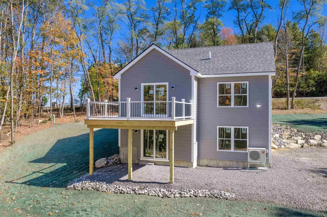 $3,100 | 3112 Parade Road, Laconia, NH 03246