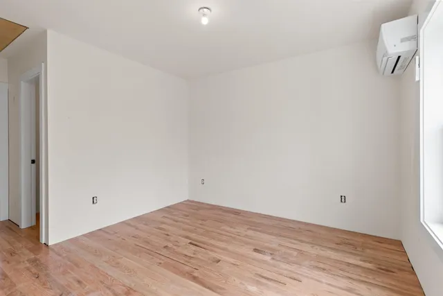 $3,100 | 3112 Parade Road, Laconia, NH 03246