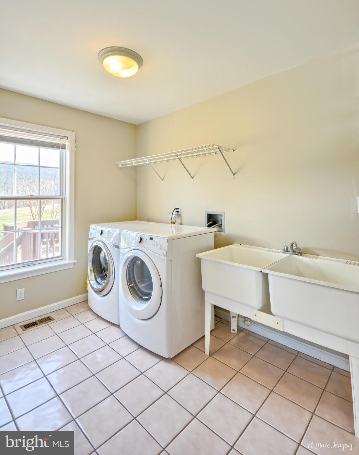 3609 Fry Road Jefferson, MD 21755 - Photo 17 of 30 Interior (General)