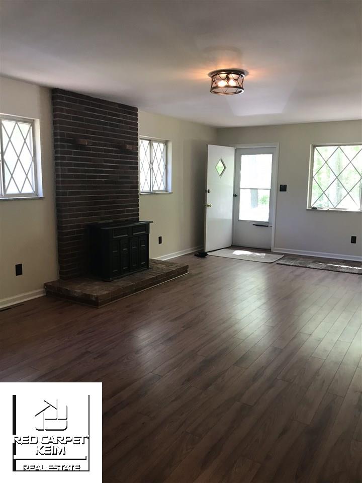 14459 McCaslin Lake Road Linden, MI 48451 - Photo 3 of 14 31382286-2.JPG