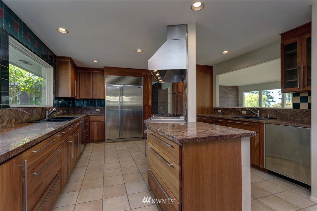 601 Bayside Road Bellingham, WA 98225 - Photo 11 of 25
