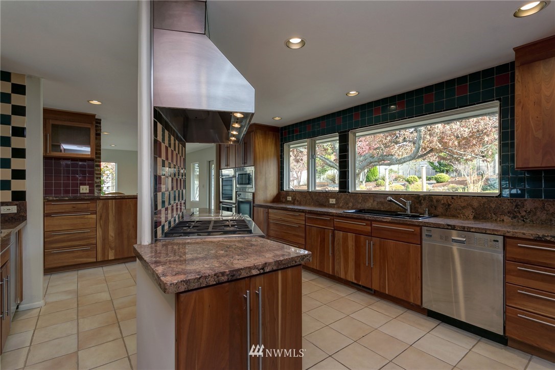 601 Bayside Road Bellingham, WA 98225 - Photo 12 of 25