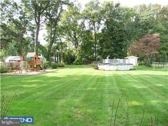 524 Kutcher Road Southampton, PA 18966 - Photo 8 of 12 Exterior Back