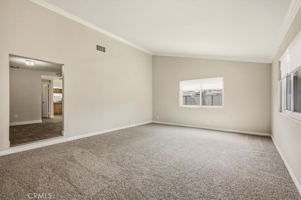 3454 Franklin Avenue Riverside, CA 92507 - Photo 11 of 43