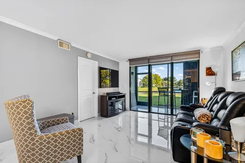 $282,500 | 1266 South Military Trail, Unit 517, Deerfield Beach, FL 33442