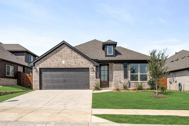 $519,990 | 9008 New Ballinger Drive, Denton, TX 76226