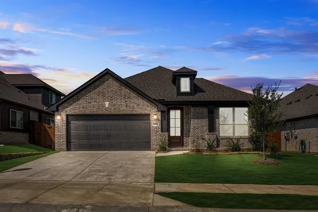 $514,990 | 9008 New Ballinger Drive, Denton, TX 76226