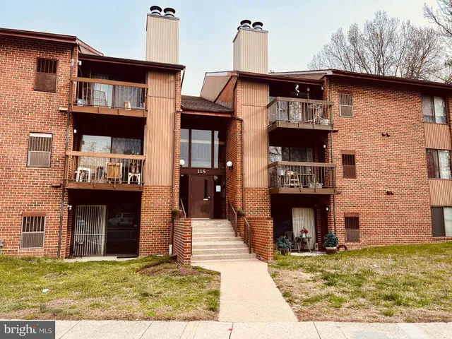 $193,500 | 118 Mountain Road, Unit 1A, Glen Burnie, MD 21060