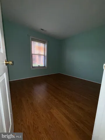 $193,500 | 118 Mountain Road, Unit 1A, Glen Burnie, MD 21060