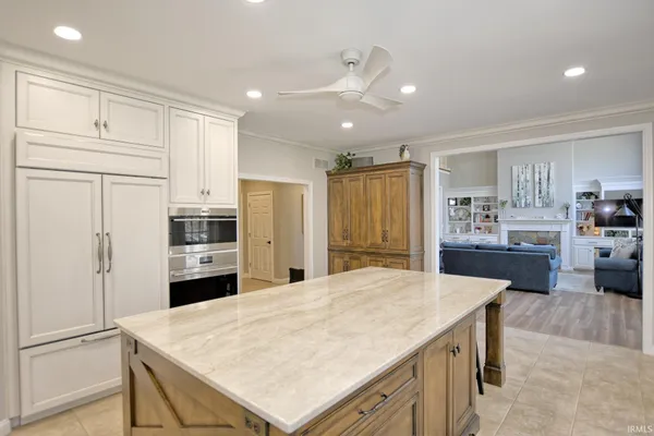 $1,237,000 | 8633 Copper Creek Drive, Newburgh, IN 47630