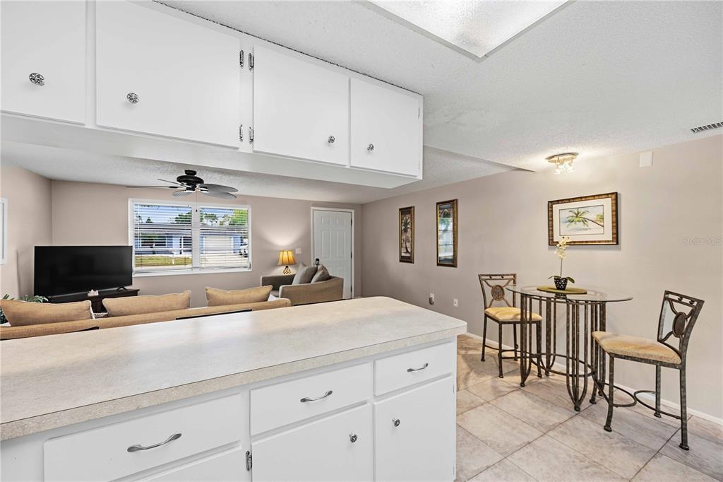 131 Dartmouth Road Venice, FL 34293 - Photo 13 of 35