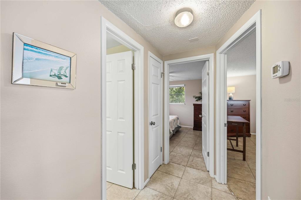 131 Dartmouth Road Venice, FL 34293 - Photo 14 of 35