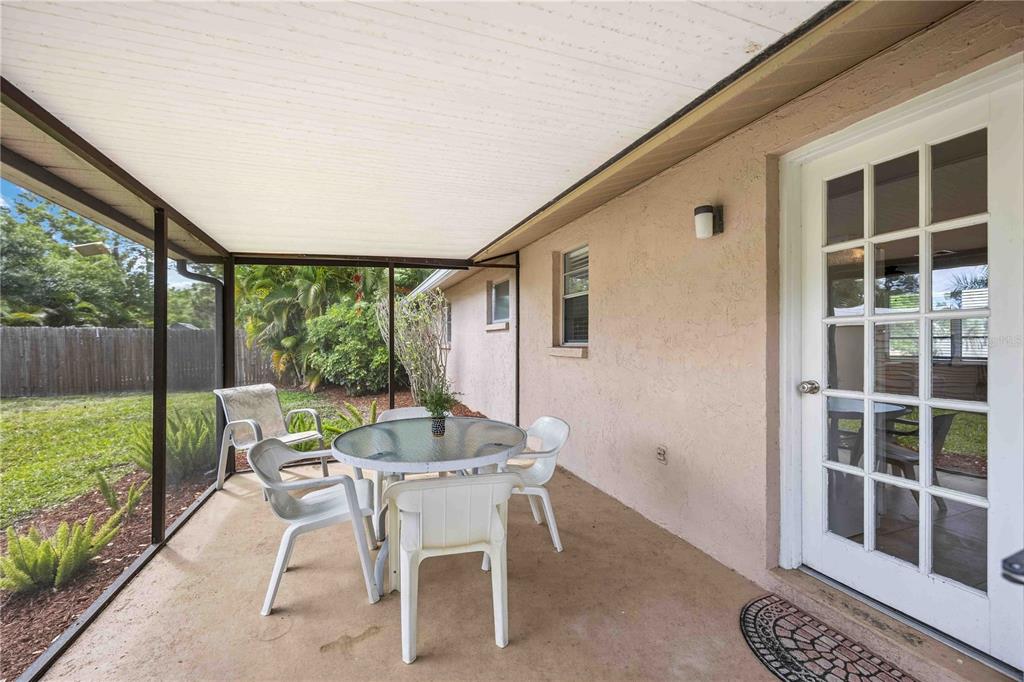 131 Dartmouth Road Venice, FL 34293 - Photo 28 of 35