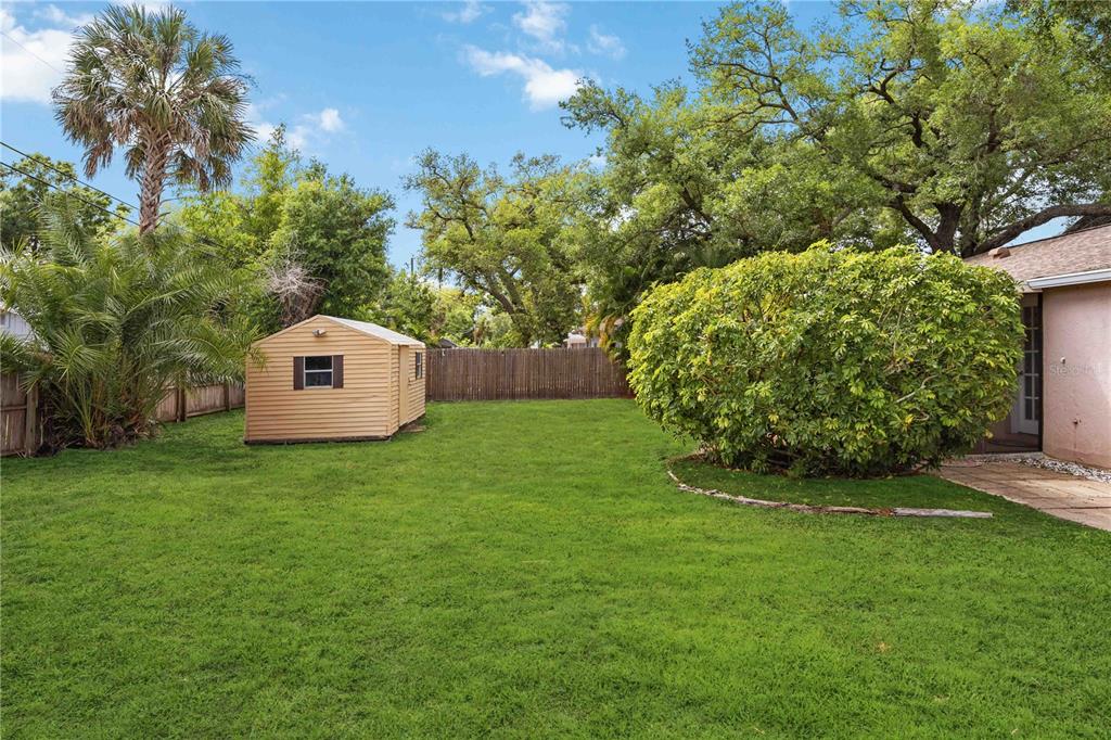 131 Dartmouth Road Venice, FL 34293 - Photo 30 of 35