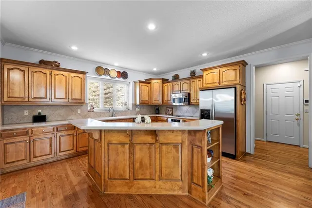 $675,000 | 12014 West 139th Terrace, Overland Park, KS 66221