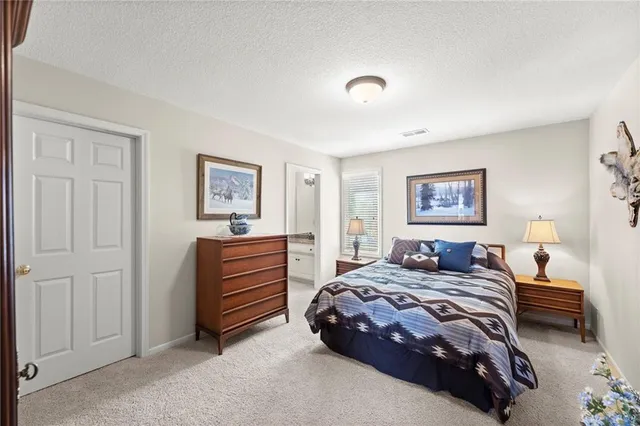 $675,000 | 12014 West 139th Terrace, Overland Park, KS 66221