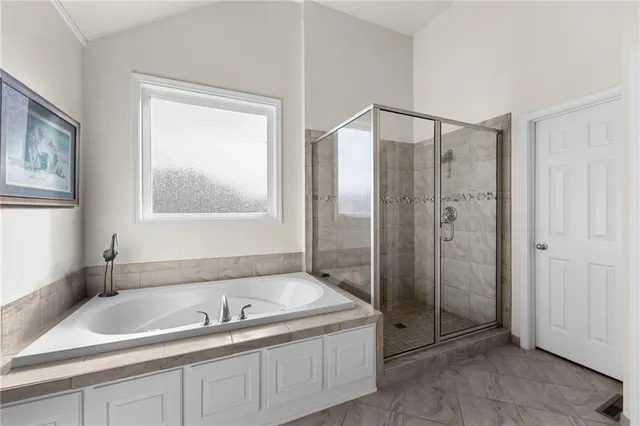 $675,000 | 12014 West 139th Terrace, Overland Park, KS 66221