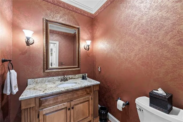 $675,000 | 12014 West 139th Terrace, Overland Park, KS 66221