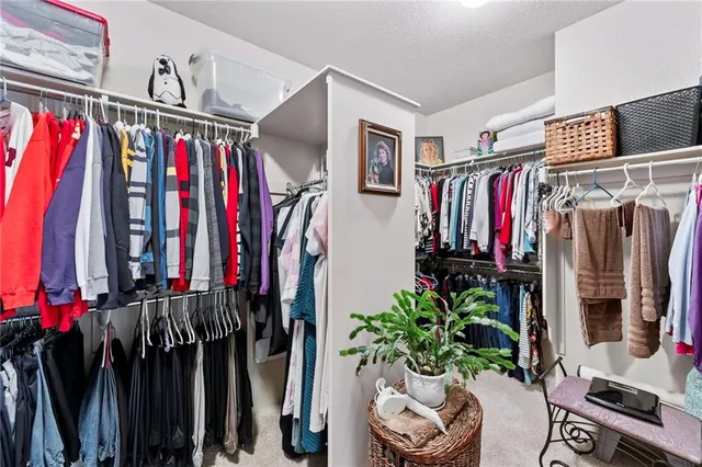 $675,000 | 12014 West 139th Terrace, Overland Park, KS 66221