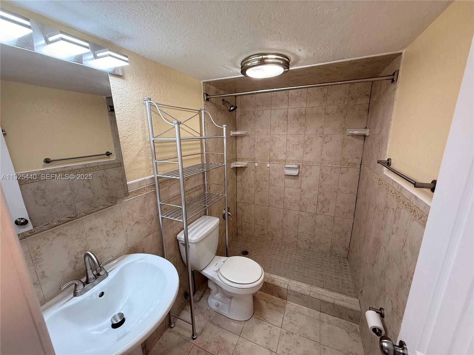 8011 West 6th Avenue, Unit J Hialeah, FL 33014 - Photo 8 of 18