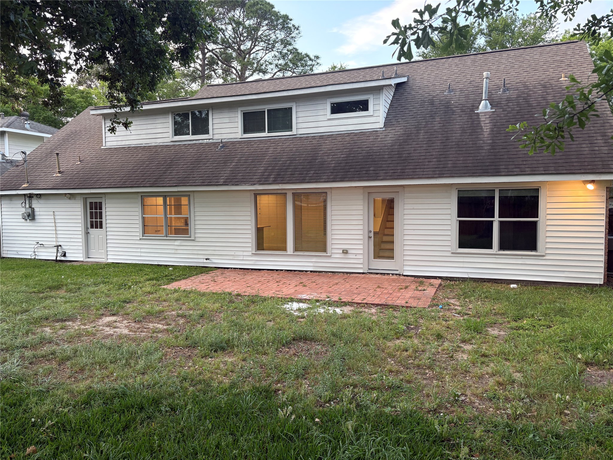 10031 Warwana Road Houston, TX 77080 - Photo 2 of 14