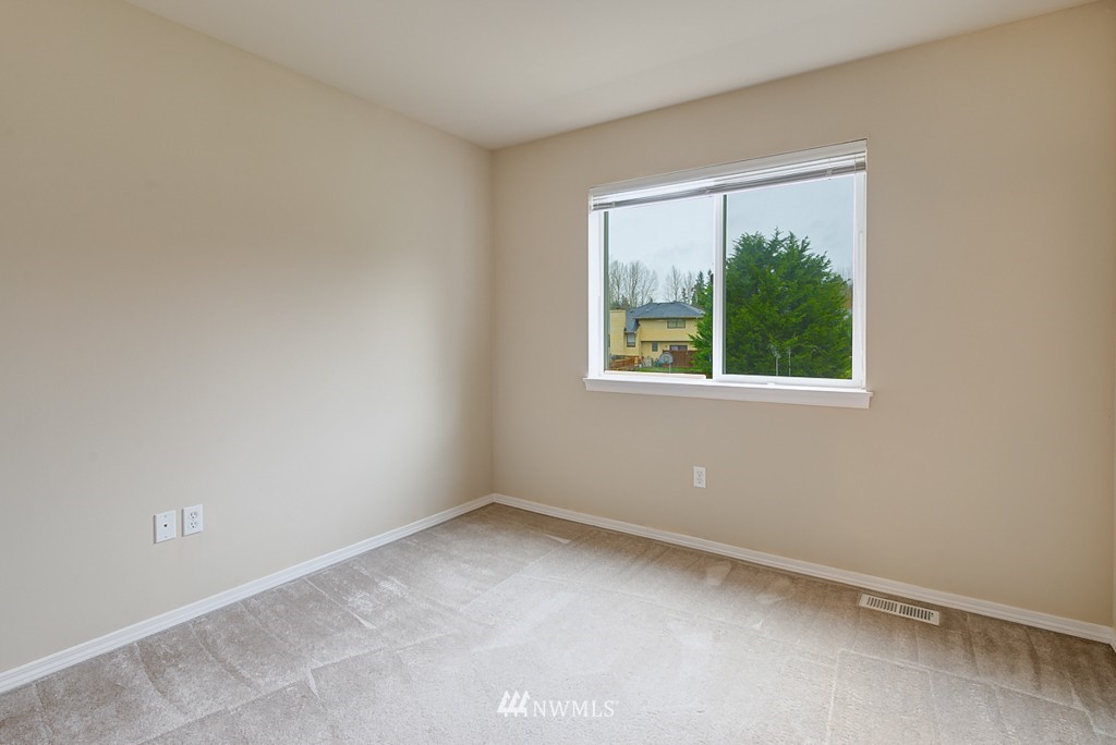 22118 14th Avenue West Bothell, WA 98021 - Photo 14 of 21
