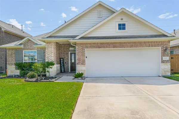 $293,000 | 10418 Matterhorn Drive, Rosharon, TX 77583