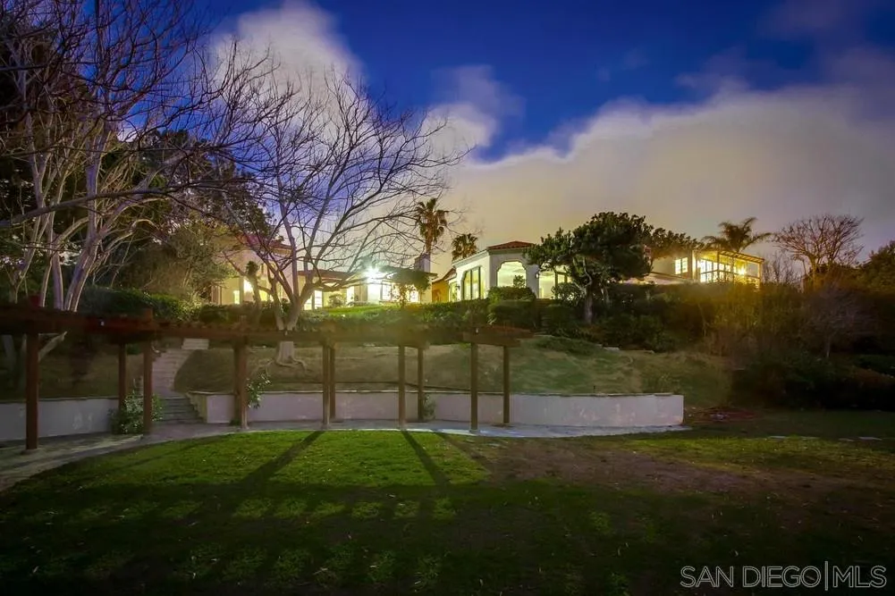 9660 Blackgold Road La Jolla, CA 92037 - Photo 32 of 32 a view of a park