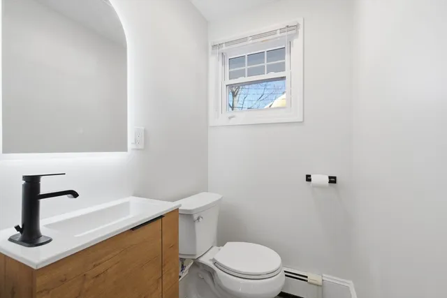 $989,000 | 80 Blue Hills Parkway, Milton, MA 02186