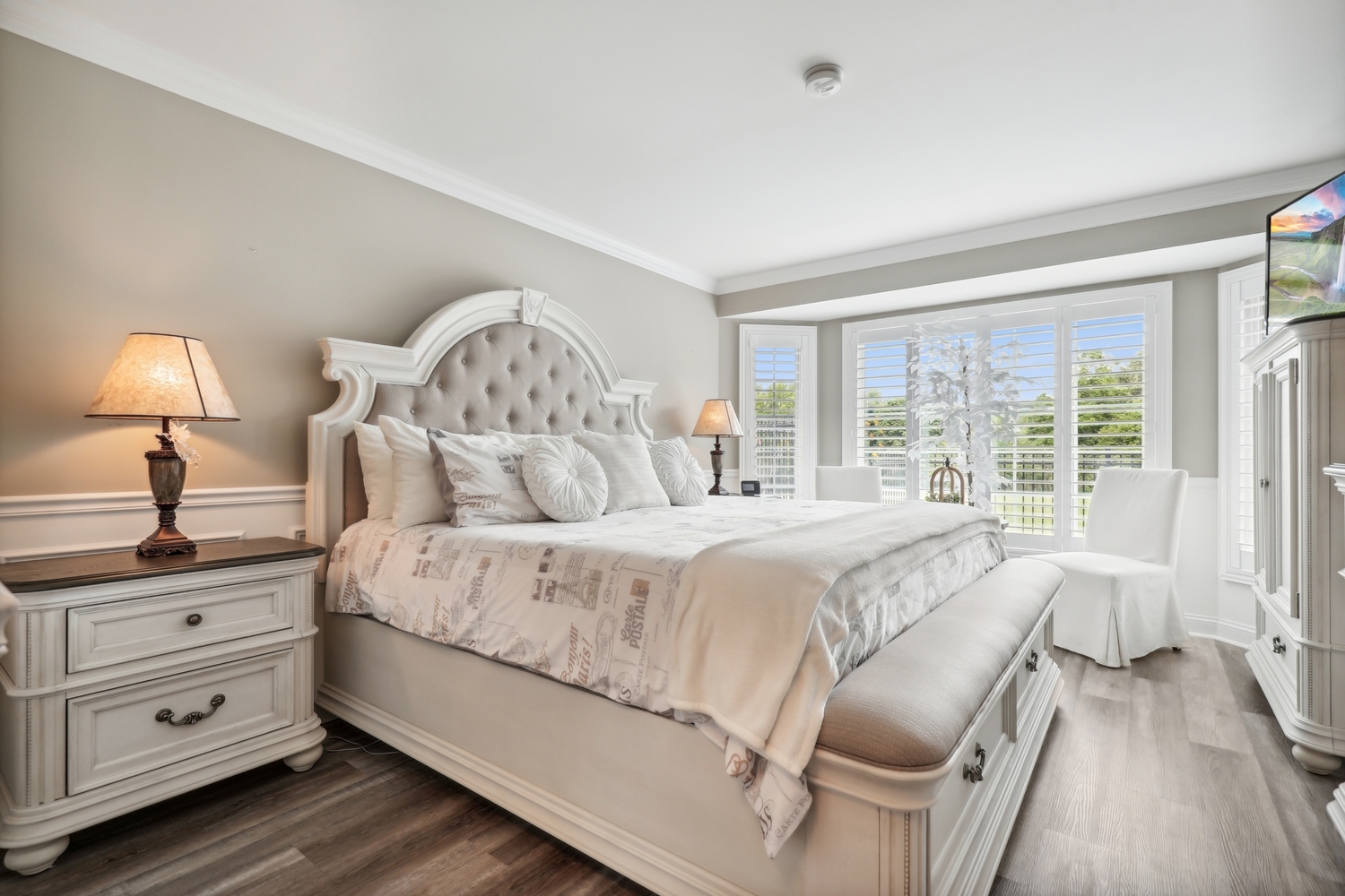 10508 Golf Road Orland Park, IL 60462 - Photo 21 of 50 a spacious bedroom with a bed and a window