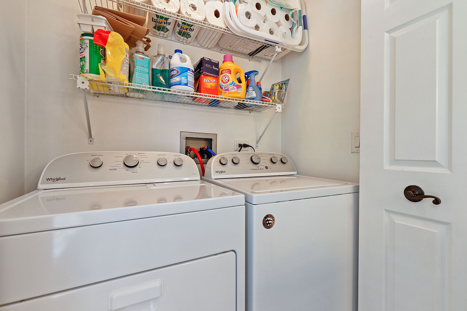 10508 Golf Road Orland Park, IL 60462 - Photo 33 of 50 a utility room with dryer and washer