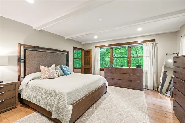 $1,390,000 | 23 White Hawk Ridge, Unit H, Richmond, RI 02898