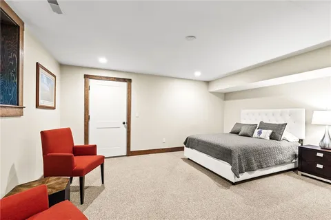 $1,150,000 | 23 White Hawk Ridge, Unit H, Richmond, RI 02898