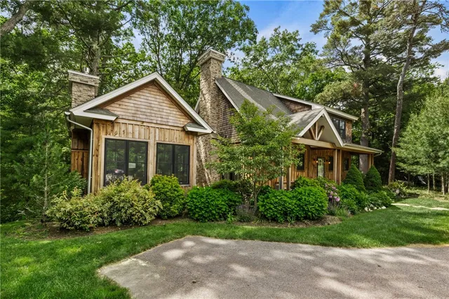 $1,390,000 | 23 White Hawk Ridge, Unit H, Richmond, RI 02898