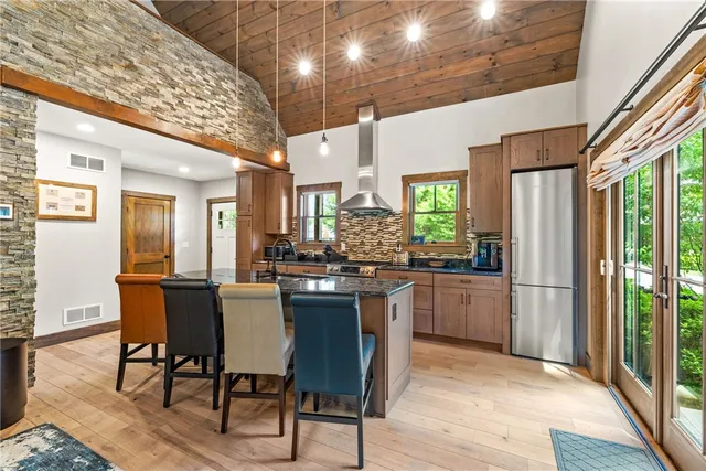 $1,390,000 | 23 White Hawk Ridge, Unit H, Richmond, RI 02898