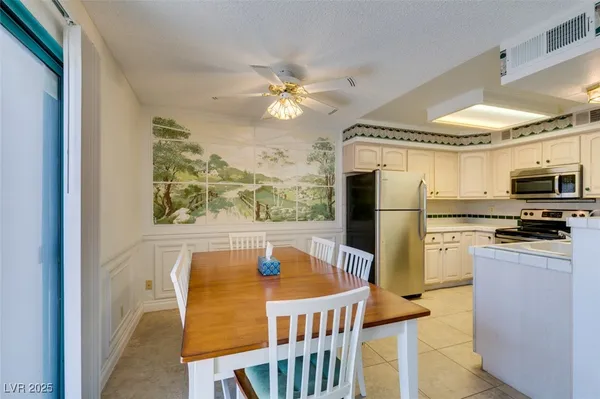 $242,000 | 1575 West Warm Springs Road, Unit 1114, Henderson, NV 89014
