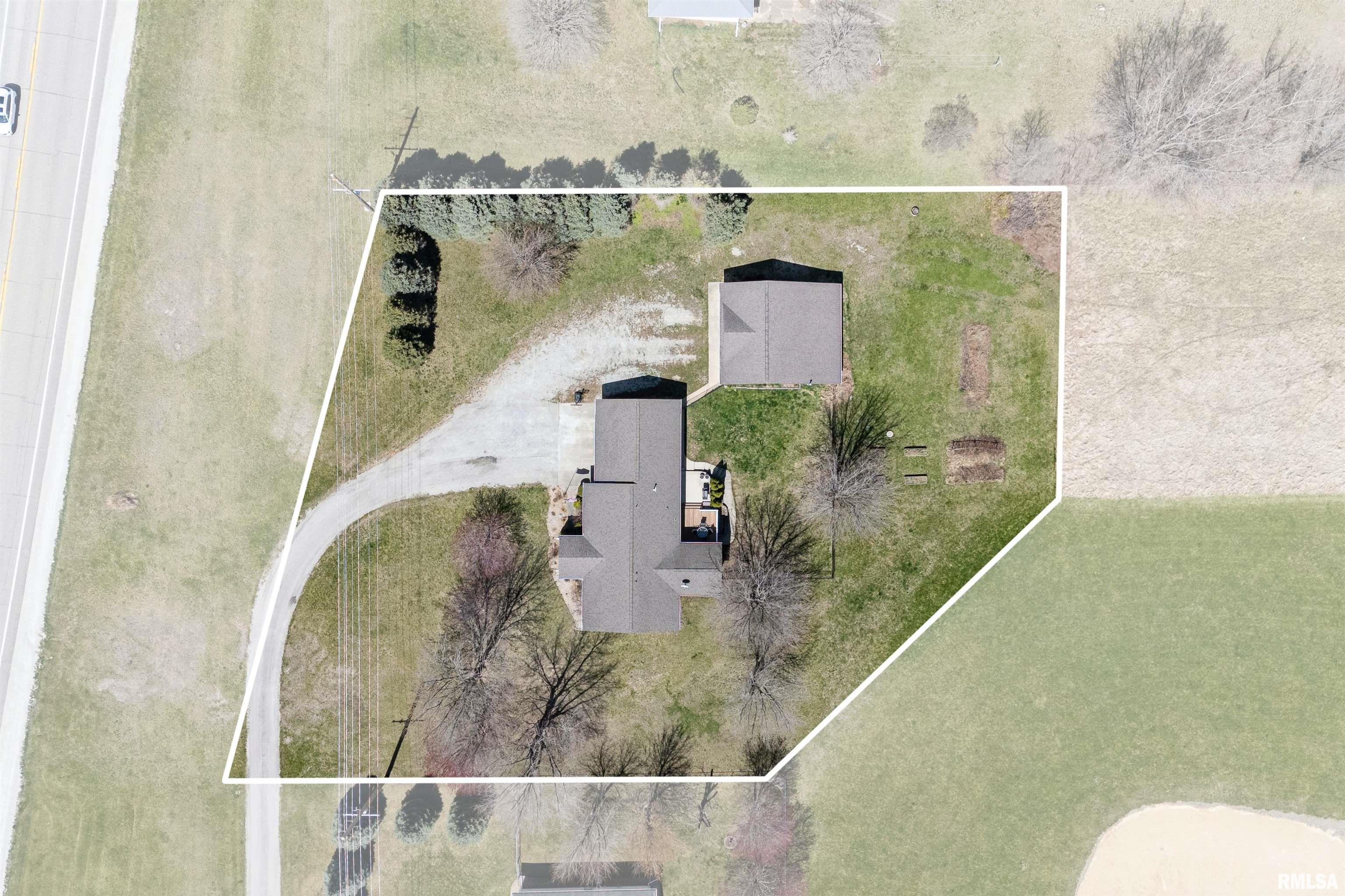 680 Marion Road North Central City, IA 52214 - Photo 3 of 57 Gallery Image 3