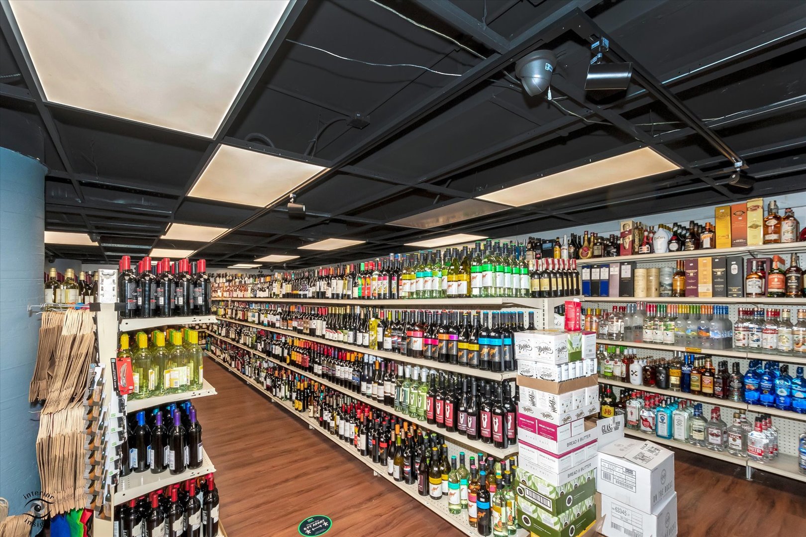 200 East Delaware Place, Unit 26E Chicago, IL 60611 - Photo 24 of 28 a outdoor space with lots of fruit and vegetables