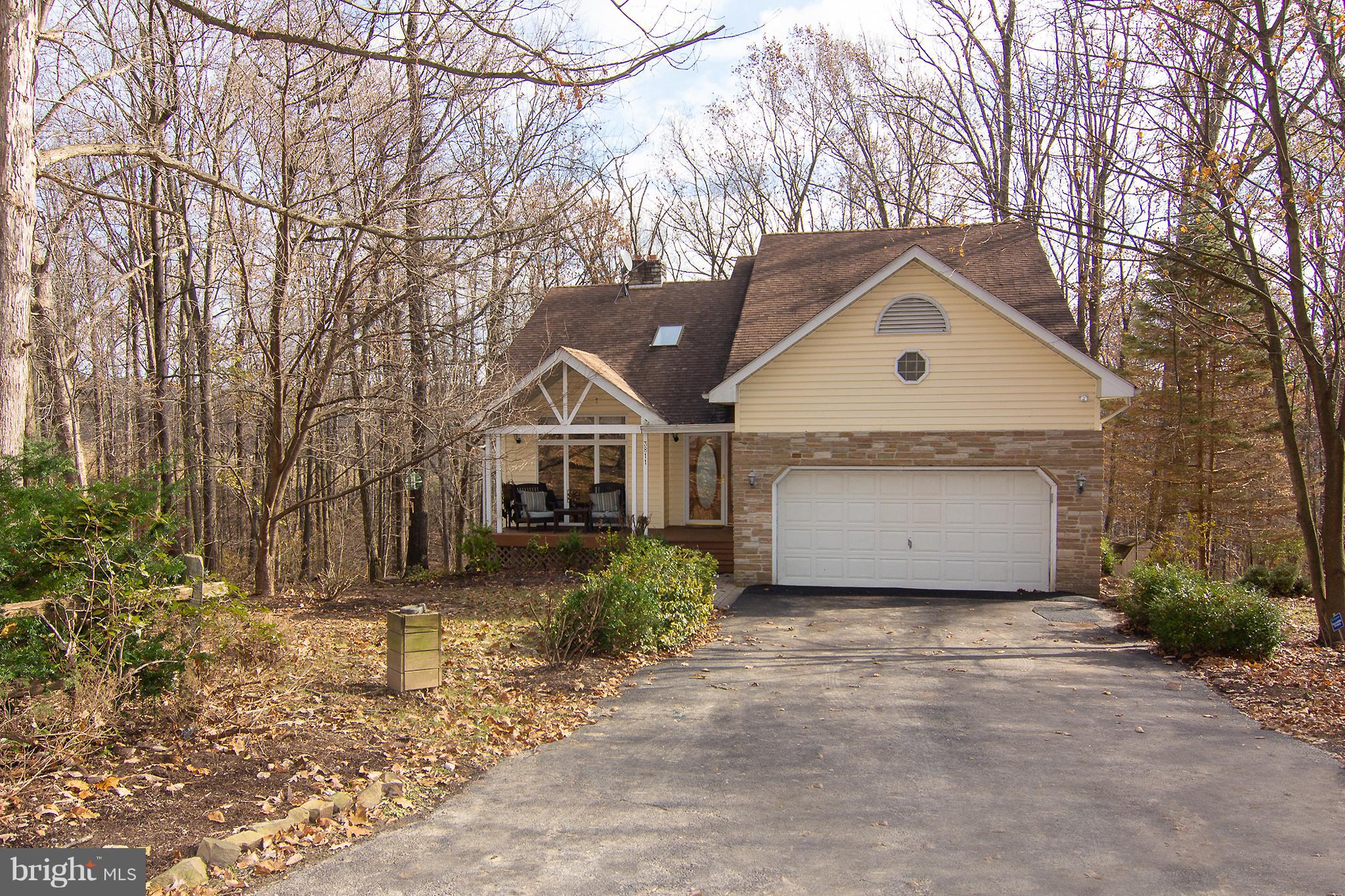 3811 Old Hanover Road Westminster, MD 21158 - Photo 1 of 34 Front of house - asphalt driveway- lots of parking