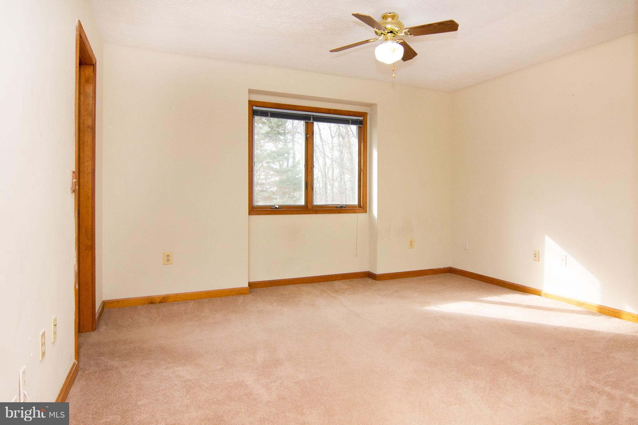3811 Old Hanover Road Westminster, MD 21158 - Photo 16 of 34 Bedroom 2 - upper level