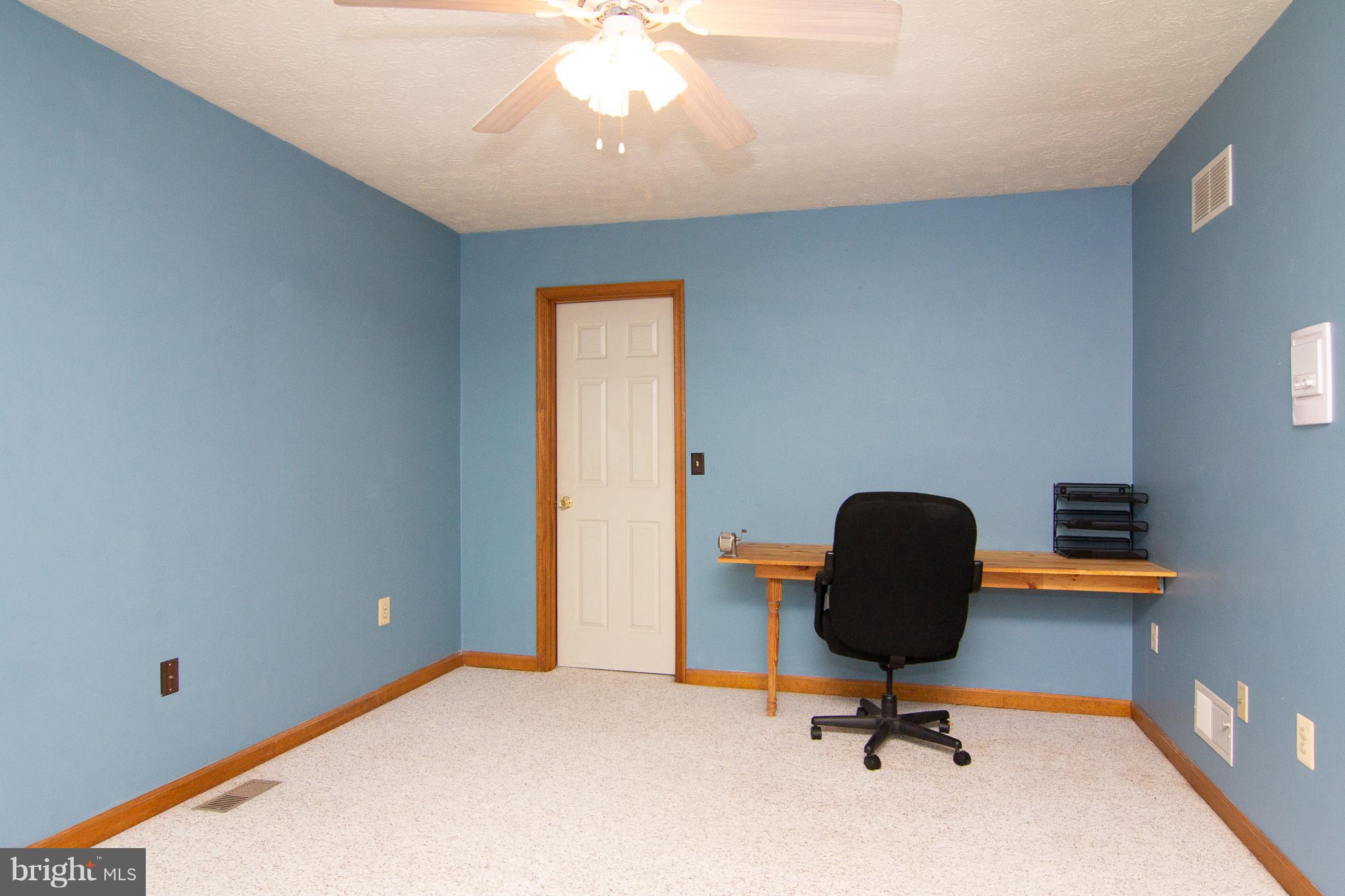 3811 Old Hanover Road Westminster, MD 21158 - Photo 18 of 34 Bedroom 3 - upper level